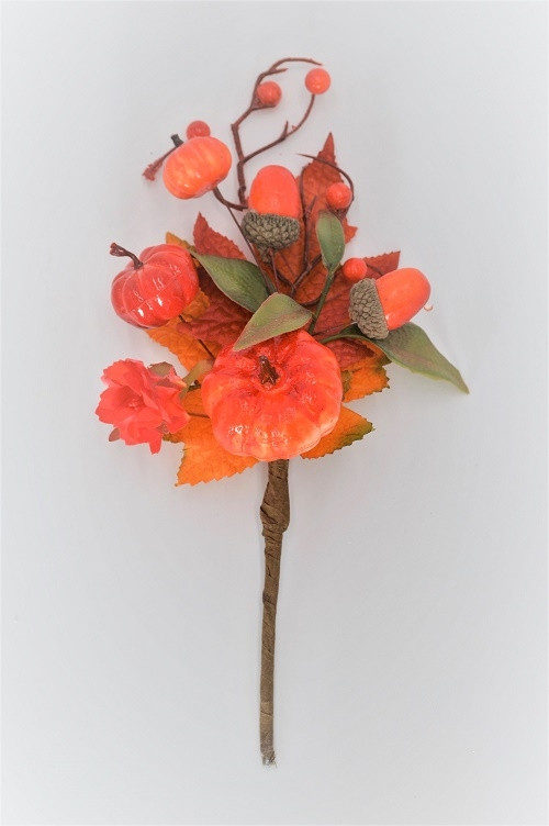 22047 - Floral Pumpkin Halloween Pick. Measures - 22cm Height x 14cm Width.