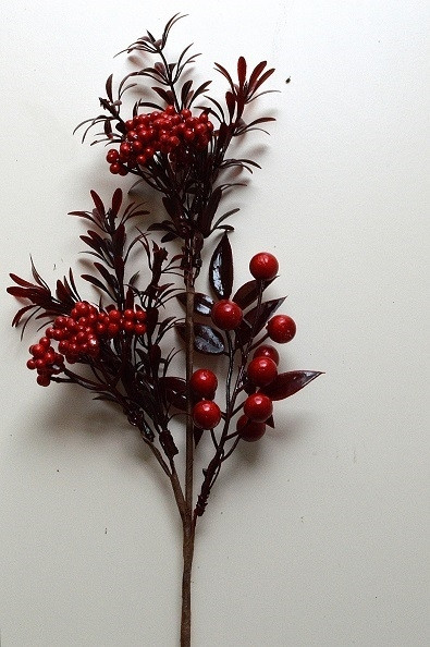 22064 - Fiery Red and Brown summer leaves with bright red berries - floral pick.  Measures - 46cm Height x 14cm Width.