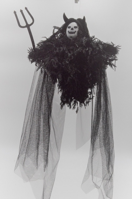 22101 - Skull Halloween hanging decoration with a black sheer mesh shawl.  Height 40cms , Width  30cms  (Approx) 