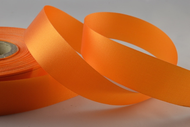 Y292 - 11mm satin ribbon x 100mts  Col Bright Orange
