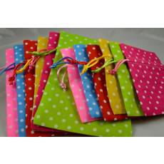 88168 - Set of 3 Small Or Medium Polka Dot Gift Bags with Draw Strings!