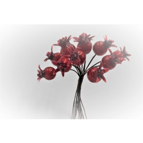 22094 - Arrangement of bright red berries deco pick.  Measures - 10cm Height x 7cm Width   (Approx)