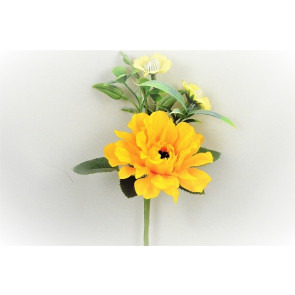 33009 - Bright Yellow floral arrangement accompanied with delicate Primrose flowers and leaves.  Height  17cms ,  Width  12cms   (approx)